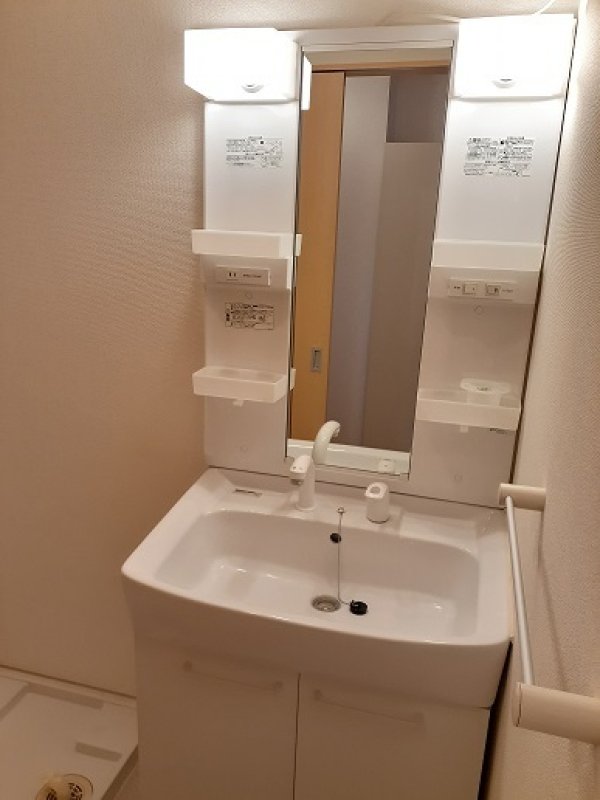 画像:外観・内観