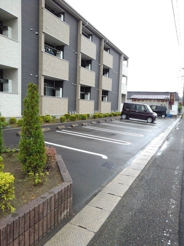 画像:外観・内観