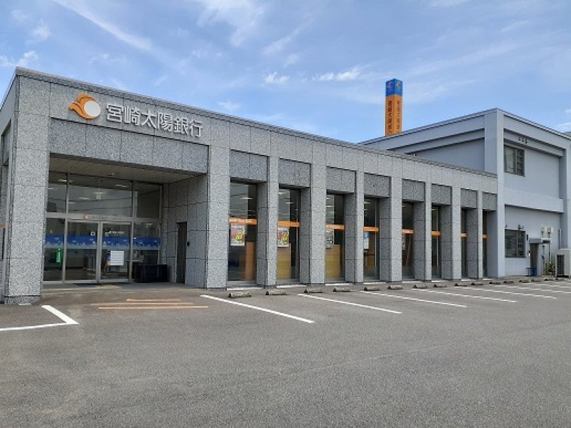 画像:外観・内観